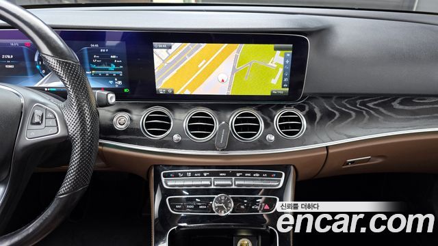 Mercedes-Benz E-Class E300 Avantgarde
