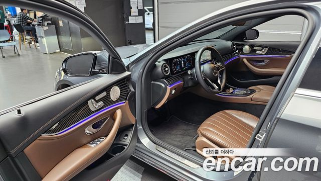 Mercedes-Benz E-Class E450 4MATIC Exclusive