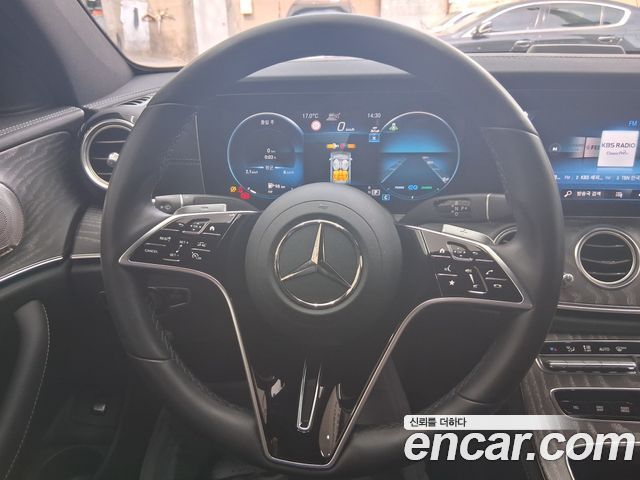 Mercedes-Benz E-Class E350 4MATIC Avantgarde