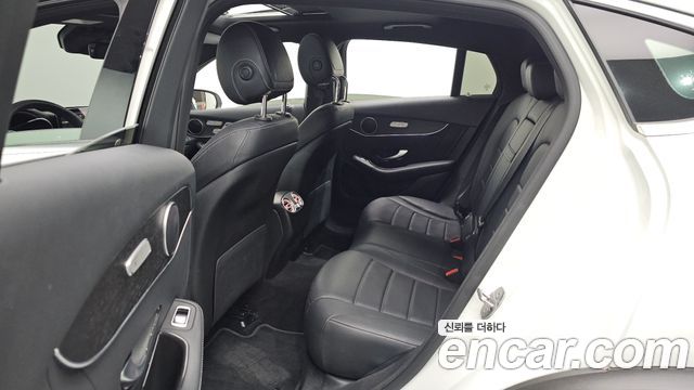 Mercedes-Benz GLC-Class GCL300 4MATIC Coupe