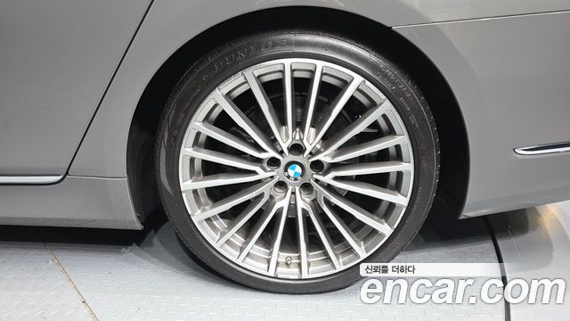 BMW 7Series (G11) 740d xDrive Design Pure Excellence