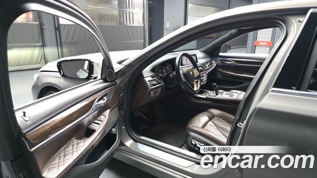 BMW 7Series (G11) 740d xDrive Design Pure Excellence