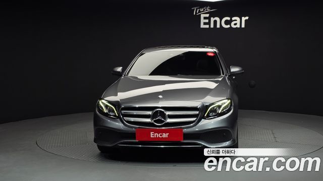 Mercedes-Benz E-Class E220d Avantgarde