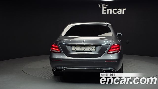 Mercedes-Benz E-Class E220d Avantgarde
