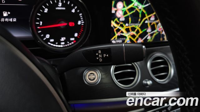 Mercedes-Benz E-Class E220d Avantgarde
