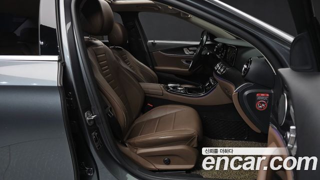 Mercedes-Benz E-Class E220d Avantgarde