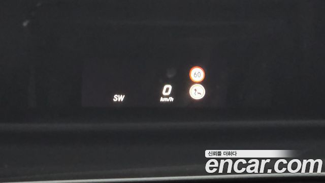 Mercedes-Benz E-Class E220d Avantgarde