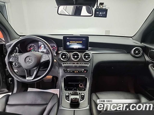 Mercedes-Benz GLC-Class GCL300 4MATIC Coupe