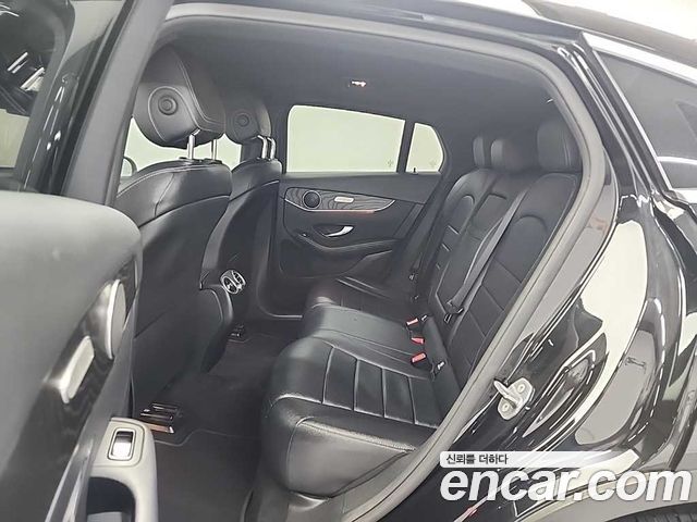 Mercedes-Benz GLC-Class GCL300 4MATIC Coupe