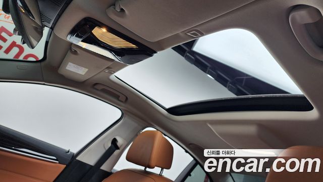 BMW 5-Series 520i Luxury