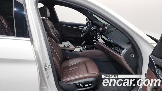 BMW 5-Series 523d M Sport