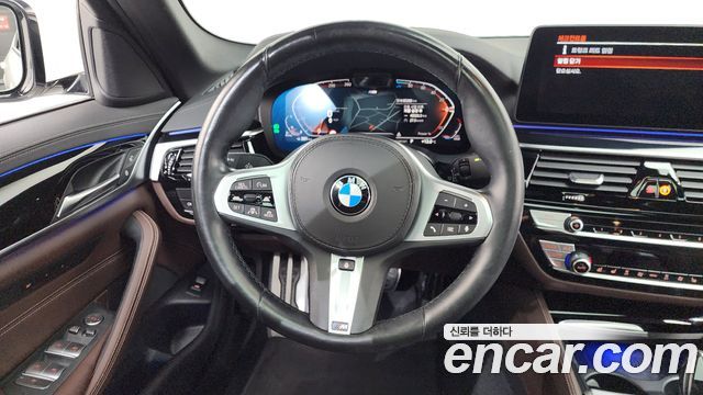 BMW 5-Series 523d M Sport