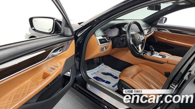 BMW 7-Series 730Ld xDrive Design Pure Excellence