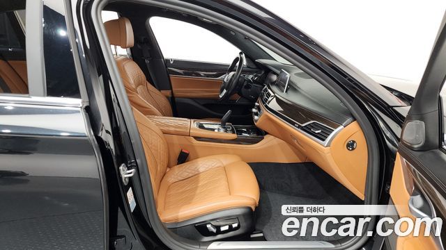 BMW 7-Series 730Ld xDrive Design Pure Excellence