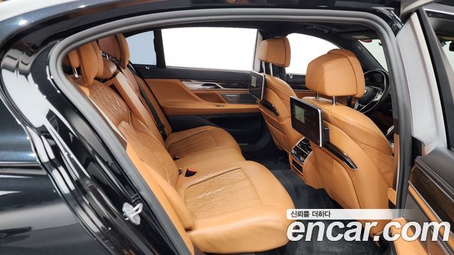 BMW 7-Series 730Ld xDrive Design Pure Excellence