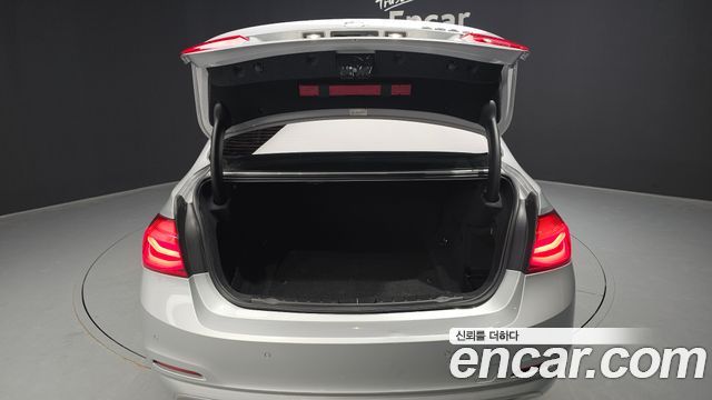 BMW 3-Series 320d