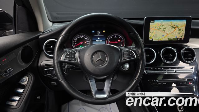 Mercedes-Benz GLC-Class GLC220 d 4MATIC