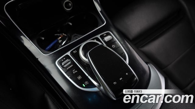 Mercedes-Benz GLC-Class GLC220 d 4MATIC