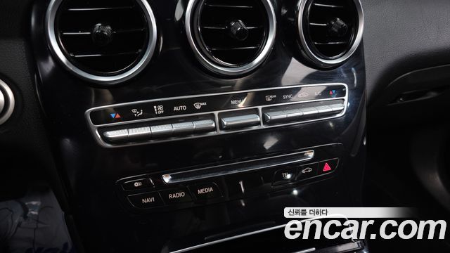 Mercedes-Benz GLC-Class GLC220 d 4MATIC