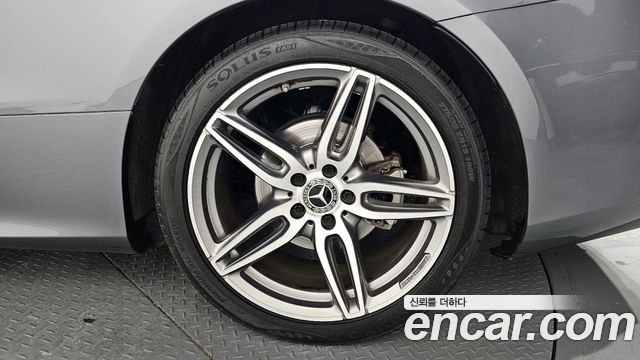 Mercedes-Benz E-Class E220d Cabriolet
