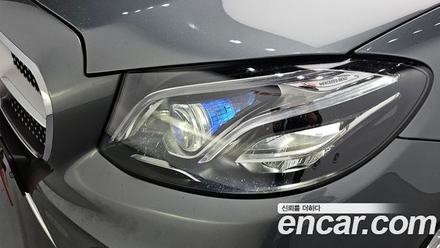 Mercedes-Benz E-Class E220d Cabriolet
