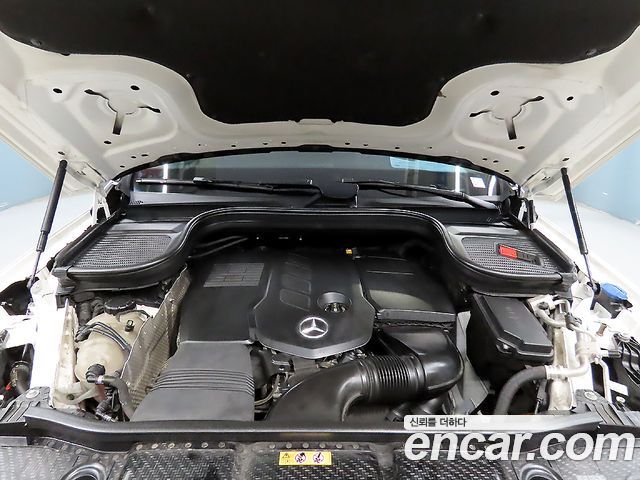 Mercedes-Benz GLE-Class GLE300d 4MATIC
