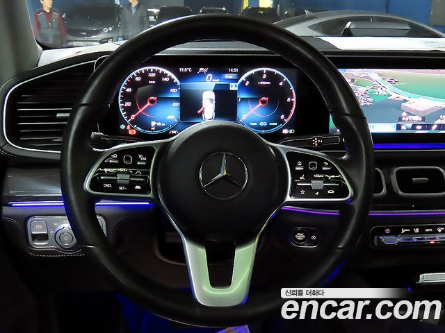 Mercedes-Benz GLE-Class GLE300d 4MATIC