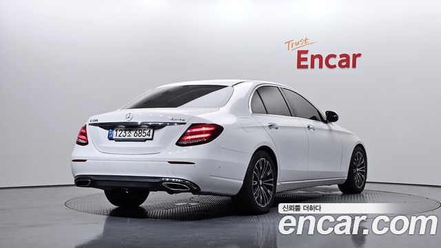 Mercedes-Benz E-Class E200 Avantgarde