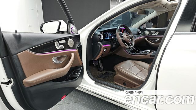 Mercedes-Benz E-Class E200 Avantgarde