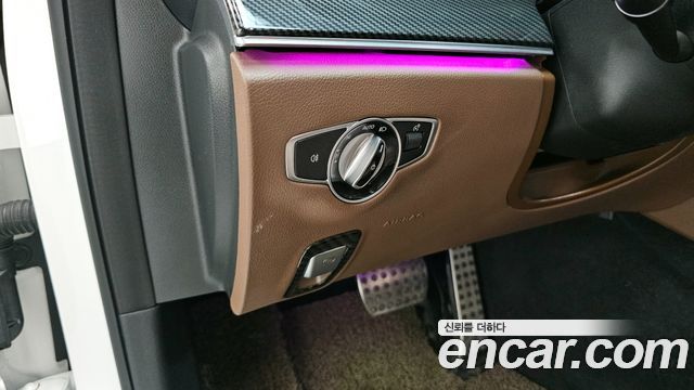 Mercedes-Benz E-Class E200 Avantgarde