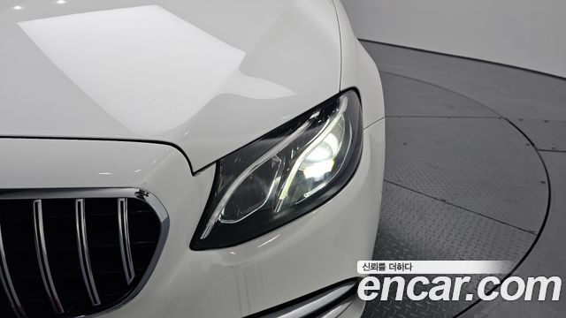 Mercedes-Benz E-Class E200 Avantgarde