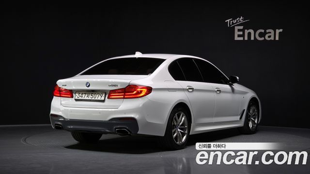 BMW 5-Series 530i xDrive M Sport Package