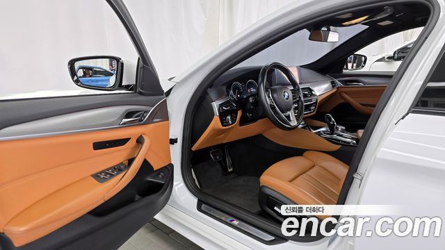 BMW 5-Series 530i xDrive M Sport Package