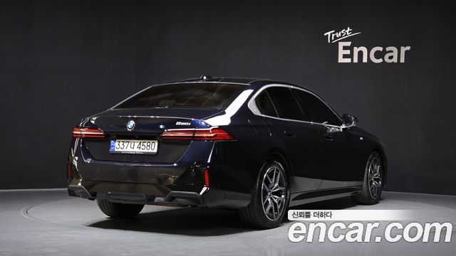 BMW 5-Series 520i M Sport