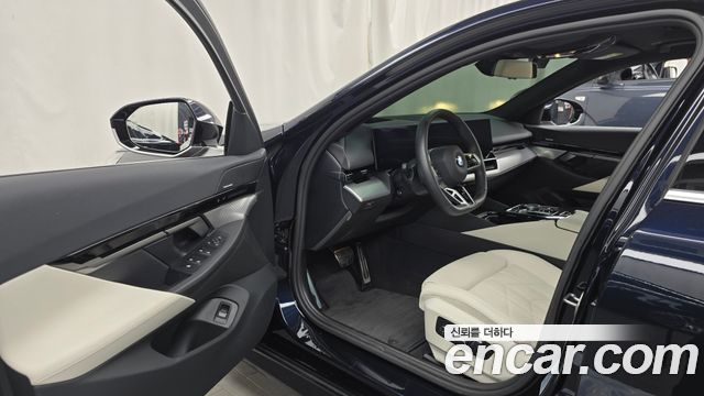 BMW 5-Series 520i M Sport