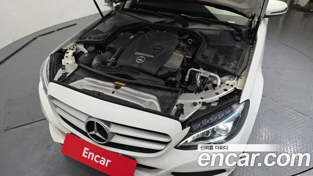 Mercedes-Benz C-Class C200