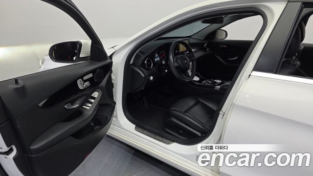 Mercedes-Benz C-Class C200