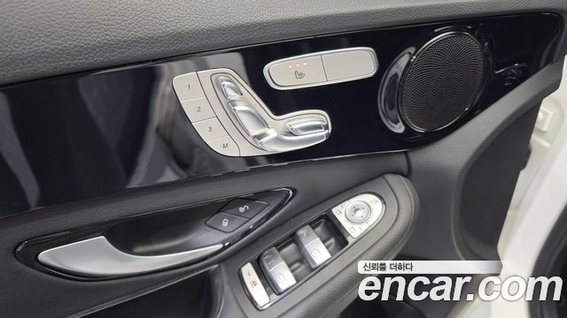 Mercedes-Benz C-Class C200