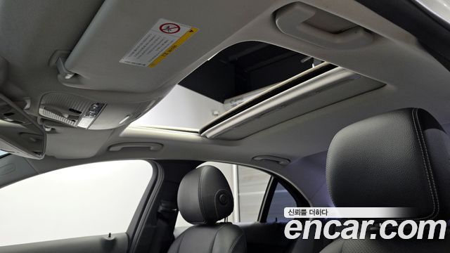 Mercedes-Benz C-Class C200