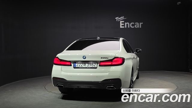 BMW 5-Series 530e M Sport