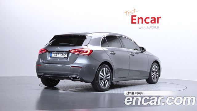 Mercedes-Benz A-Class A220 Hatchback