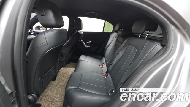 Mercedes-Benz A-Class A220 Hatchback