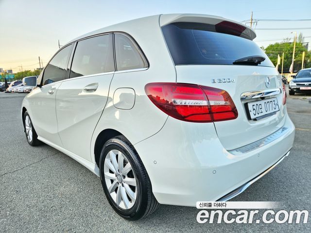 Mercedes-Benz B-Class B200 d