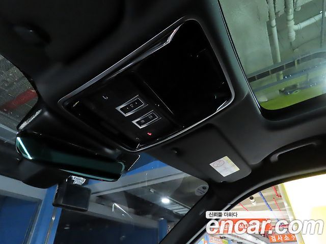 Land Rover Range Rover Velar 2.0 D240 R-Dynamic SE