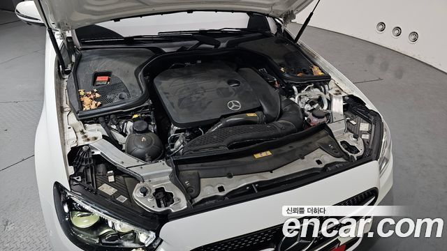 Mercedes-Benz E-Class E350 4MATIC AMG Line
