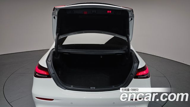 Mercedes-Benz E-Class E350 4MATIC AMG Line