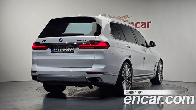 BMW X7 xDrive 40i Design Pure Excellence 7-Seater