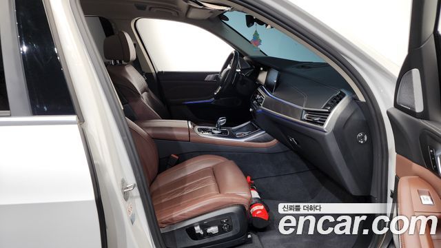 BMW X7 xDrive 40i Design Pure Excellence 7-Seater