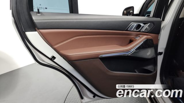BMW X7 xDrive 40i Design Pure Excellence 7-Seater