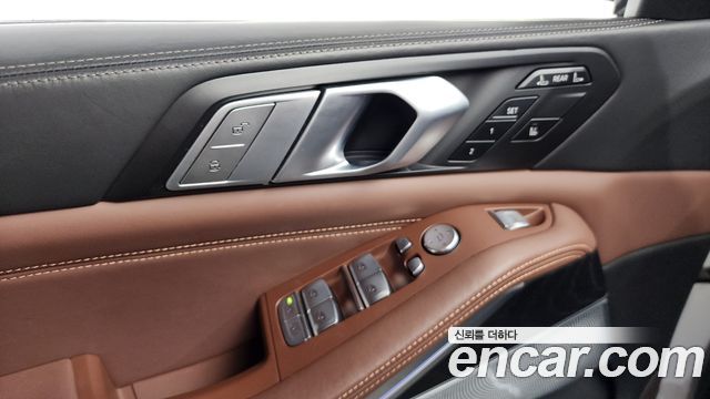 BMW X7 xDrive 40i Design Pure Excellence 7-Seater